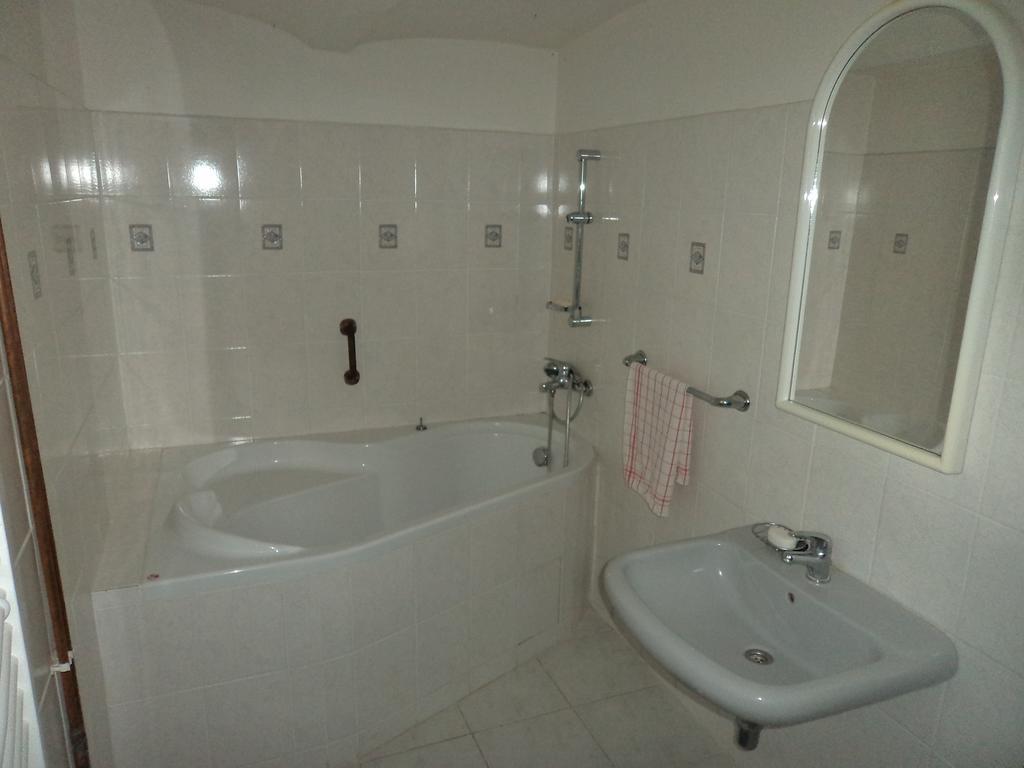 Guest House Hartenberg Соколов Экстерьер фото